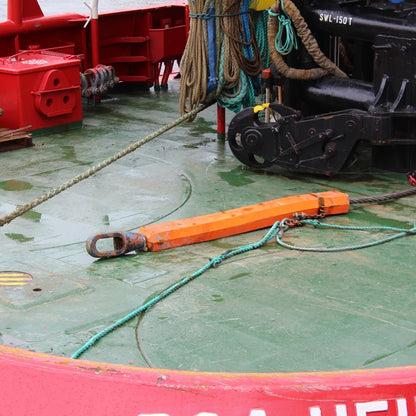 Towing shoes