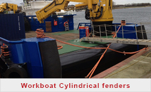 Work boat Cylindrical fenders 